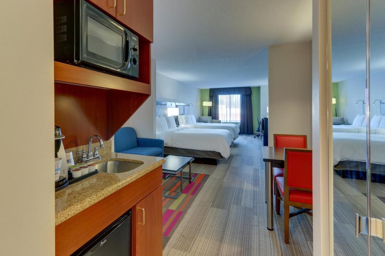 Holiday Inn Express Hotel & Suites Dayton-Centerville, An Ihg Hotel Exterior photo